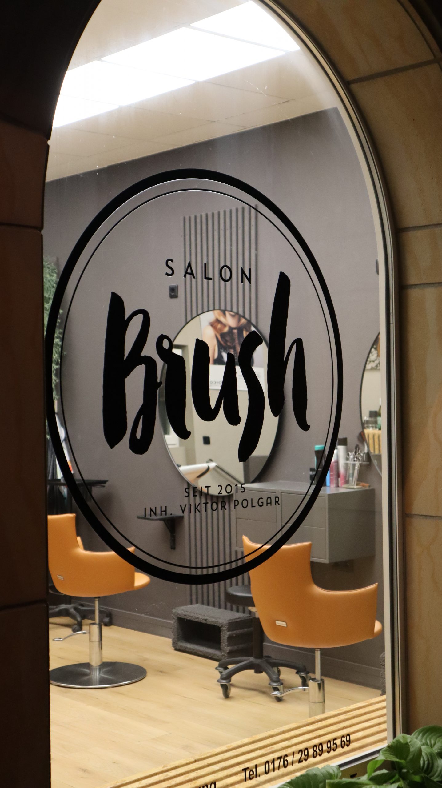 Salon Brush Außenansicht Grünstadt