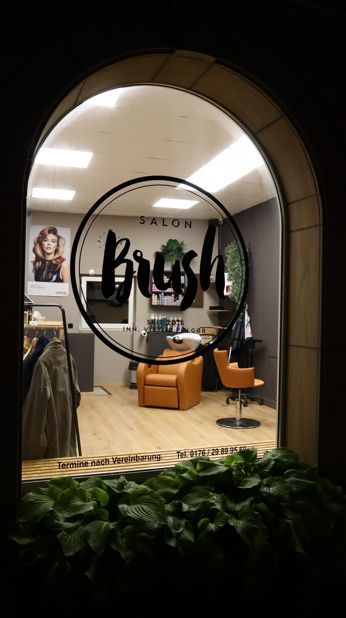 Salon Brush Außenansicht Grünstadt